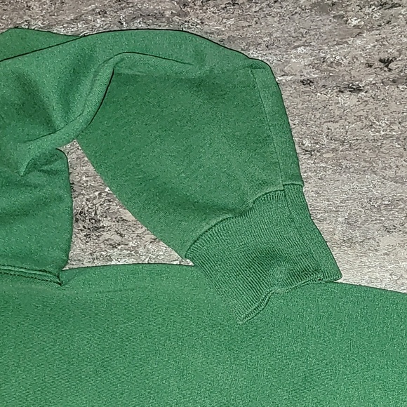 90s/Y2k. Hanes. Crewneck pullover. Classic COLLEGE sweatshirt. Men's size XL - Picture 13 of 15